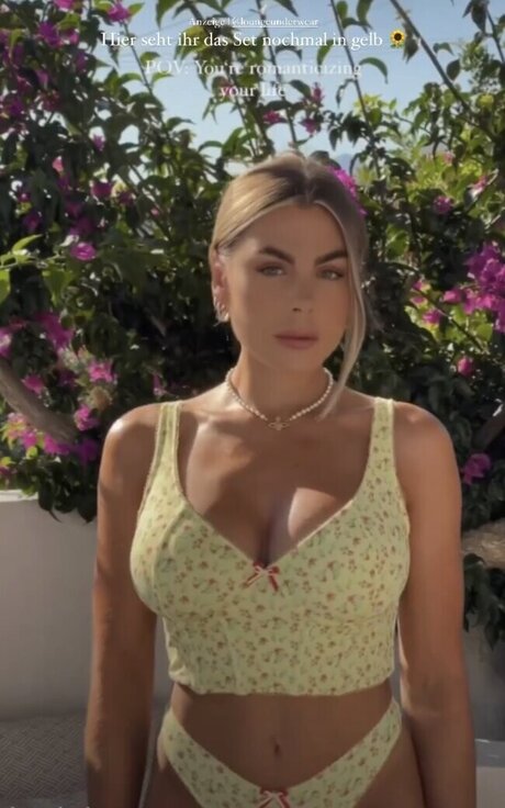 アマチュア潮吹きOnlyFans ポルノグラフィック 画像