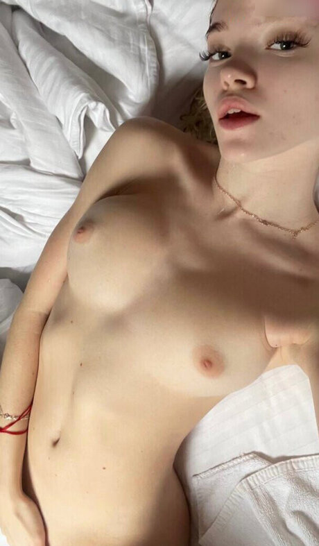 小人エボニーOnlyFans xxx 画像