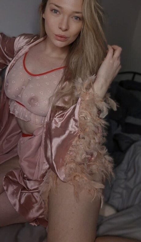 neeviliciouz ポルノ女優 画像