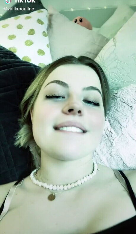 ゲイのラフなOnlyFans アートポルノ ギャラリー