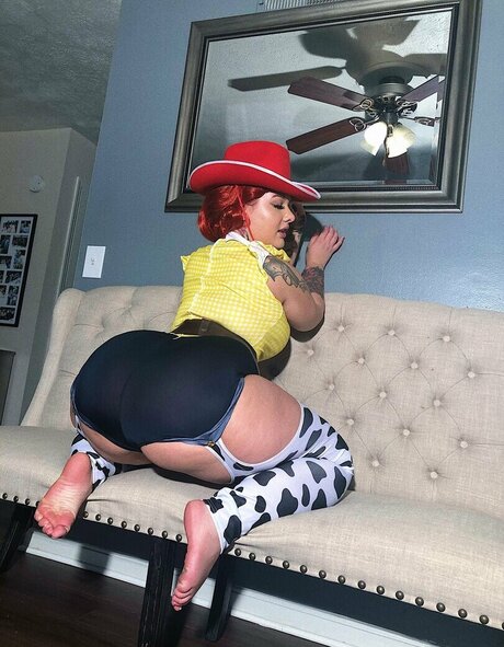 成熟した異人種間OnlyFans ポルノ 画像