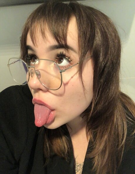 Tarasivna ヌード女優 画像