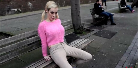 Chessie Kay 高品質モデル 写真