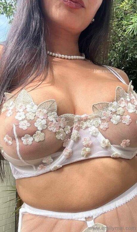 小柄で痩せたOnlyFans 無料 写真