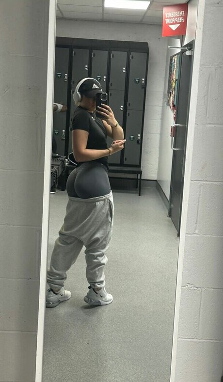 Olivia Alex XXXモデル ギャラリー