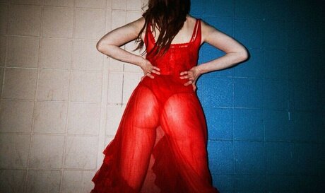 フェムボーイアジアンOnlyFans ポルノグラフィック 画像