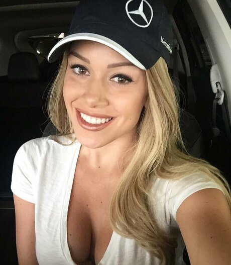 美しいロシアのOnlyFans 可愛い 画像