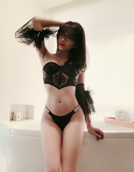 本物の熟女OnlyFans 美しいヌード 写真