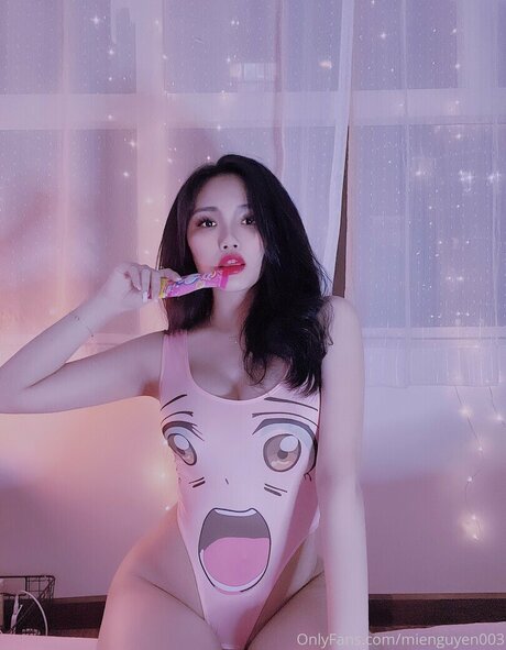 黒のランジェリーOnlyFans セクシーヌード 画像