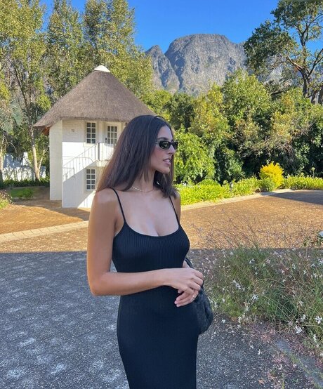 Joules117 ポルノスター アダルト アーカイブ