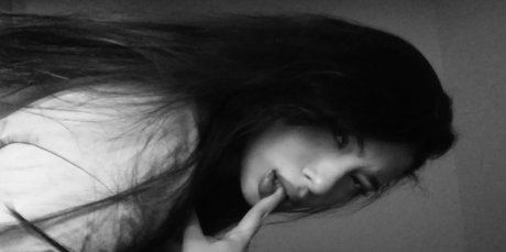 Laura Gabir ポルノグラフィック 写真