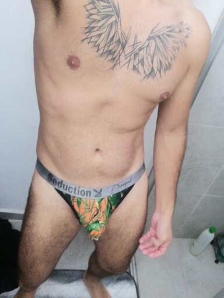 小柄なBBC OnlyFans xxx 画像