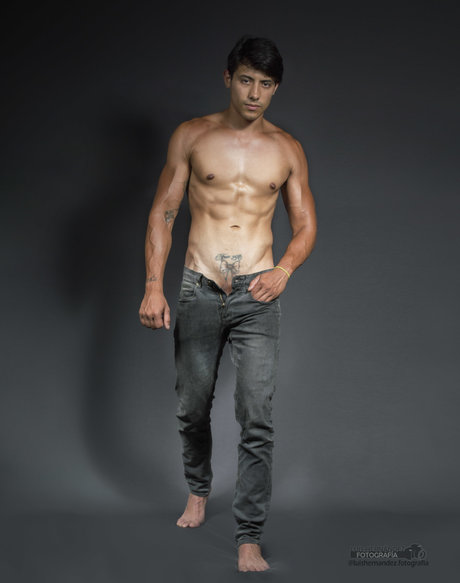 Landrito ポルノスター ヌード アーカイブ