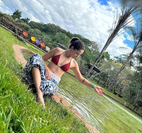 裸のトゥインクOnlyFans アートヌード 写真