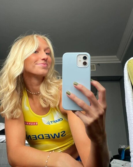 アジアンシャワー OnlyFans 無料xxx 写真