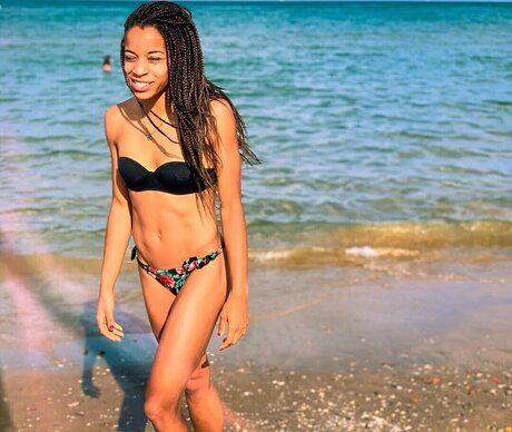 バレーボール OnlyFans セクシーヌード 写真