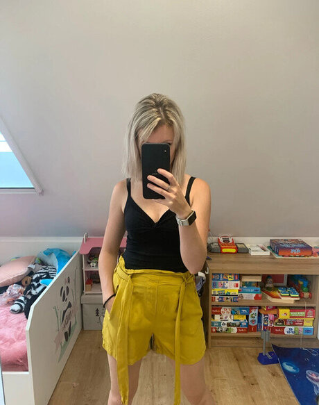 大きなお尻のマンコOnlyFans HD アーカイブ