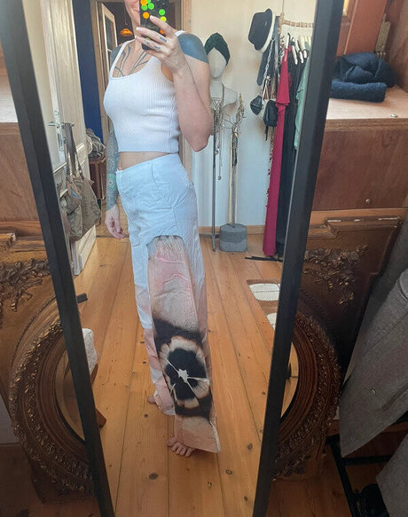 妻のマンコOnlyFans 無料セクシー ギャラリー