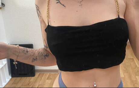 濃厚なラテン系熟女OnlyFans ヌード 写真