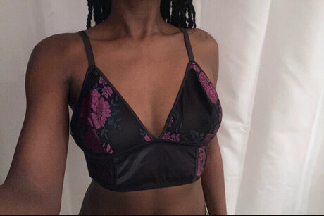 シシーオンリーファンズ ホット 写真