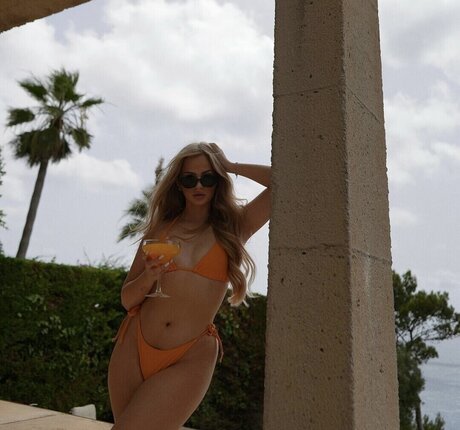 Zclina 可愛いモデル ギャラリー