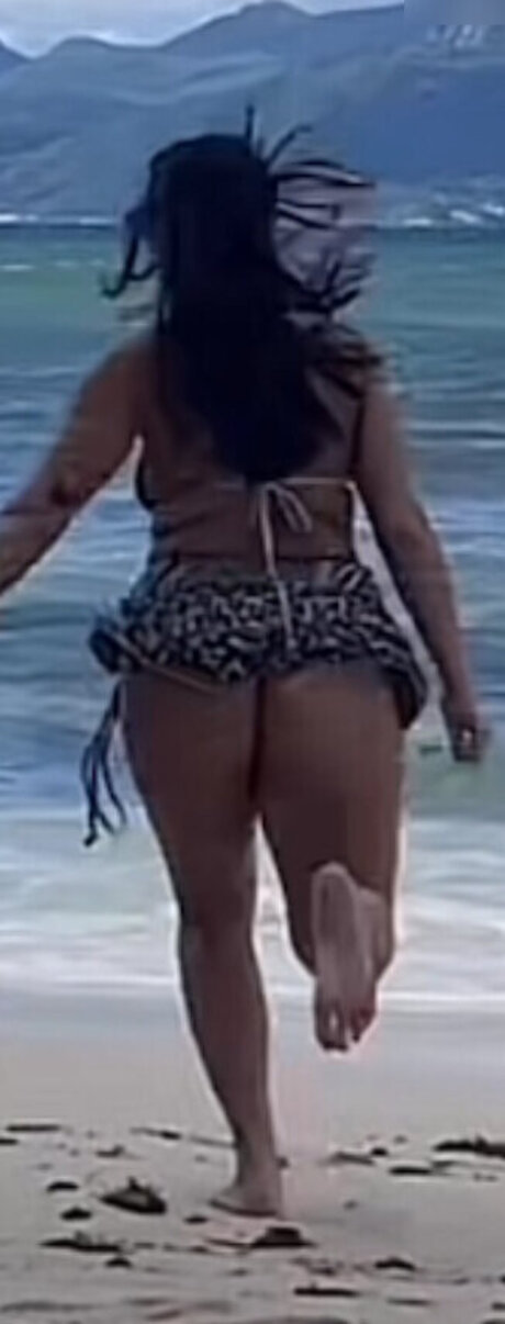 イタリア人熟女OnlyFans ポルノ 写真