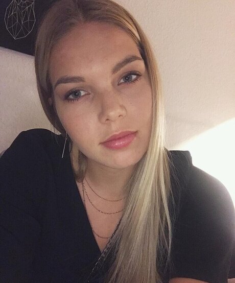 官能的なOnlyFans ホットヌード 写真