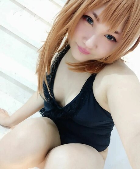 Doppamini エロティックなモデル 写真