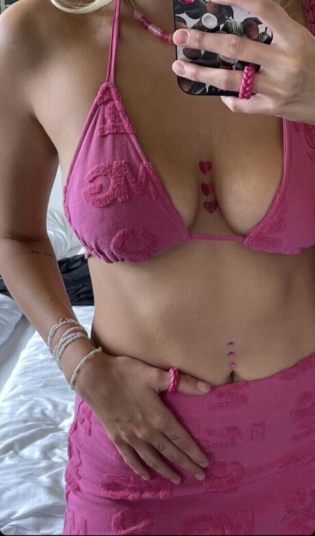 ブルネットの教師OnlyFans xxx ギャラリー