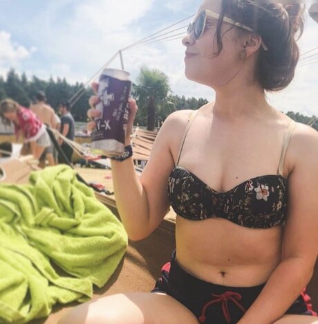 Lena Vanille ポルノスター セクシー アーカイブ