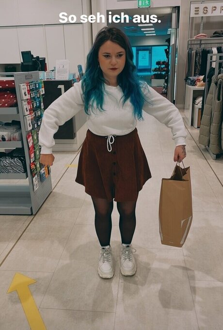 OnlyFansを無効にしました アートポルノ 画像