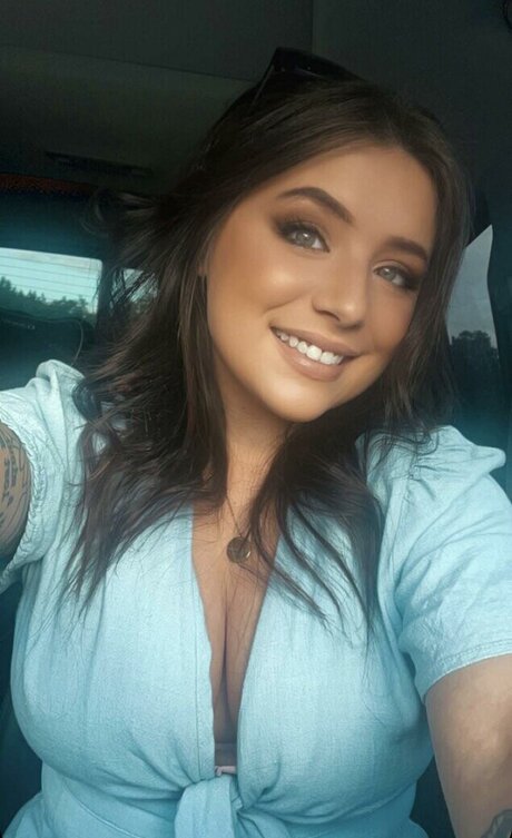 Astrolgygrl ポルノスター ホット 画像