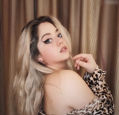 angel ng__ アダルトモデル 写真