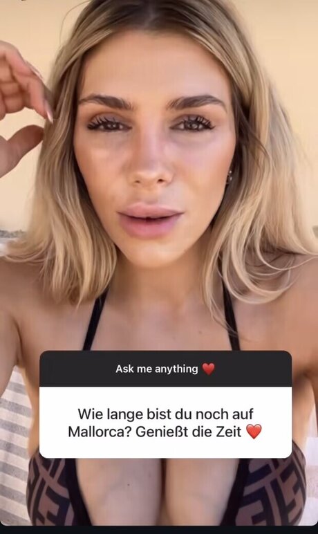 巨乳 射精 OnlyFans アダルト ギャラリー