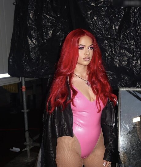 ブラック・ポーグ・オンリーファンズ 美しいヌード ギャラリー