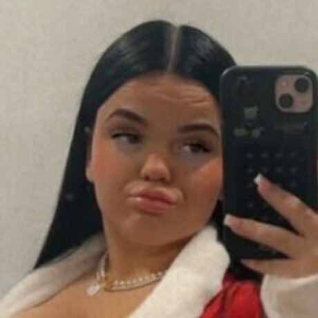 Meg Banks 無料モデル 写真