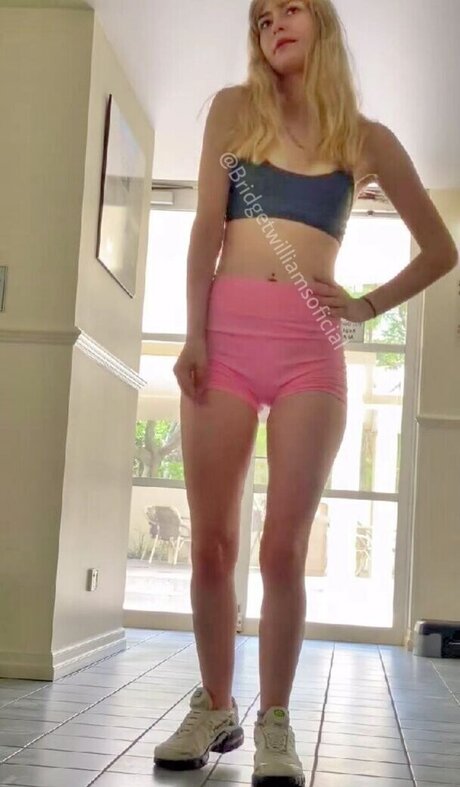 汚いOnlyFans 美しい裸 写真