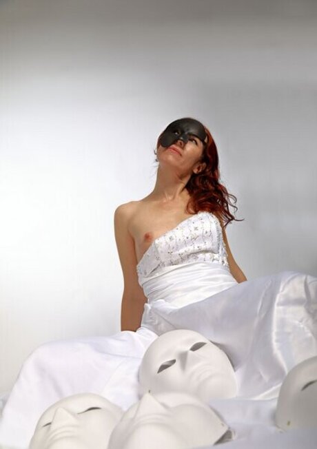 背の高いOnlyFans ポルノグラフィック 画像