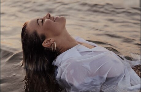 Anna Maria Schimanski ポルノスター セクシー ギャラリー