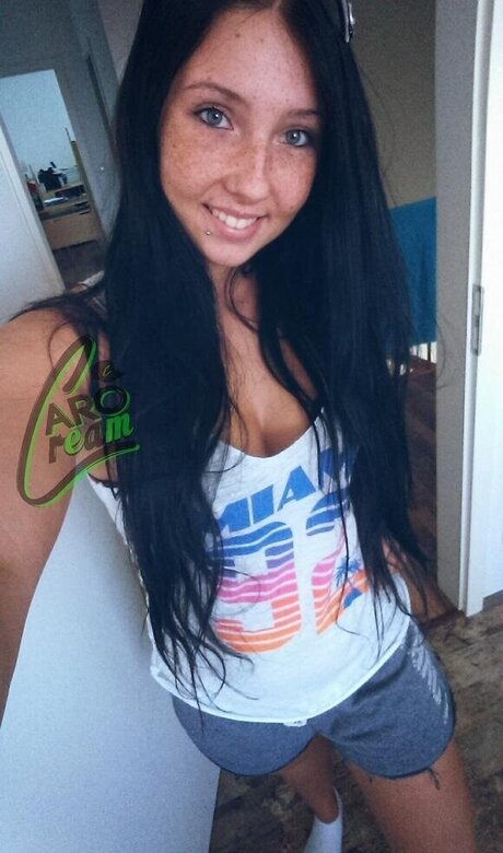 中出しアジア人OnlyFans アートヌード 画像