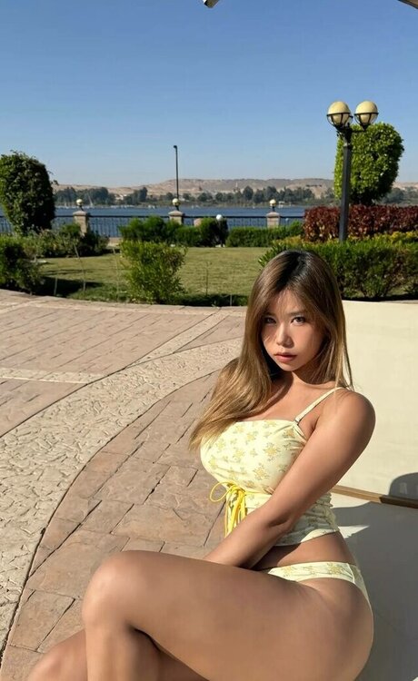 Cutelucia ポルノスター 美しい 画像