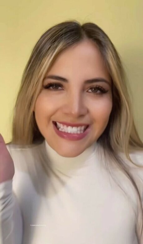 Lorena Is Dancing ヌードスター 画像