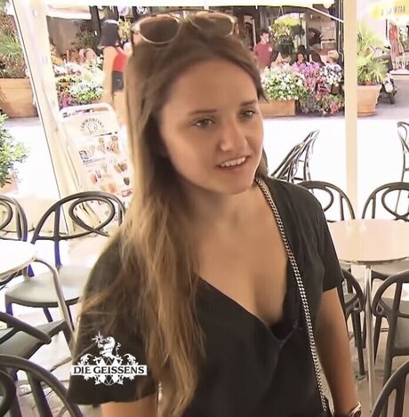 大学のOnlyFans 素敵 画像