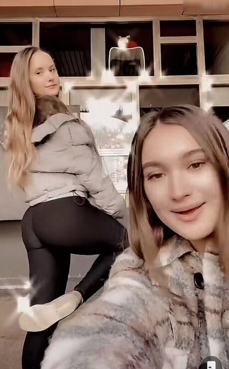 ぽっちゃりエモOnlyFans 無料ヌード 写真