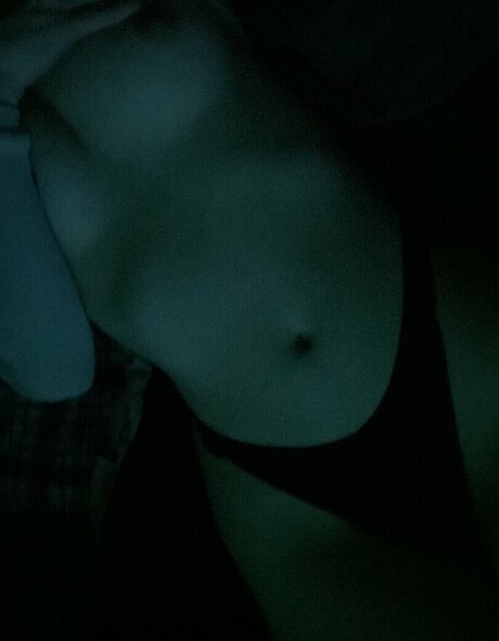 ivyhustlin エロティック女優 ギャラリー