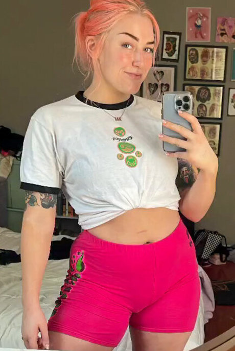 Allie Katch トップモデル 画像