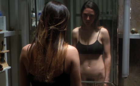 Jennifer Connelly 裸のスター 画像