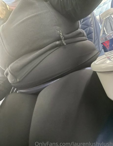 lushie lauren 女優 写真