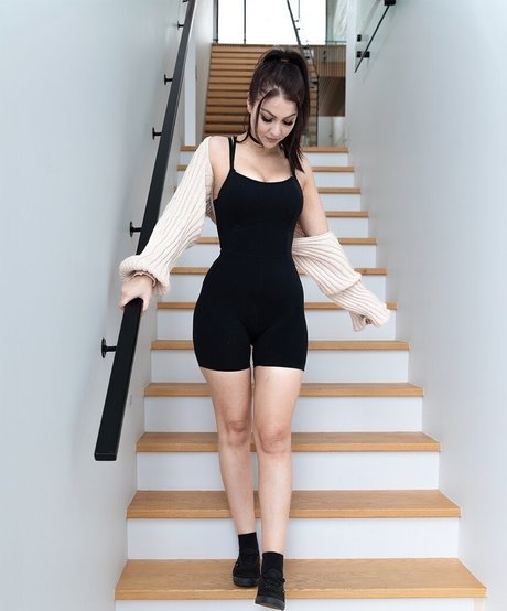 Aliythia 最高のスター 写真