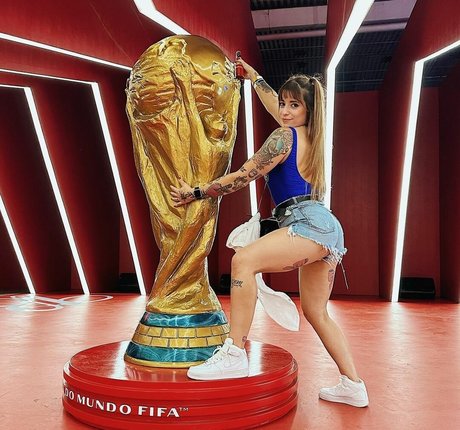 曲線美の黒檀OnlyFans アートポルノ アーカイブ